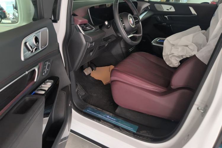 Used Buick Century 2023 2.0T Seven-Seater Yinshi Edition Driver Seat