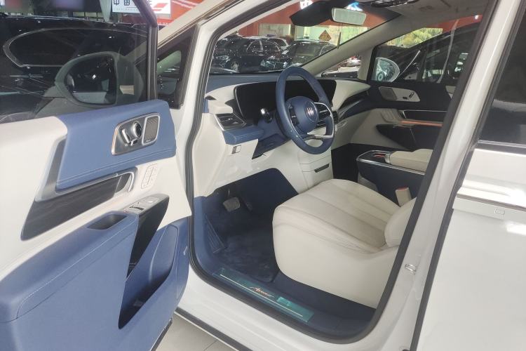 Used Buick Century 2023 2.0T Six-Seater Yinshi Edition Driver Seat