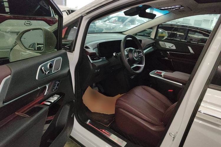 Used Buick Century 2023 2.0T Six-Seater Yinshi Edition Driver Seat