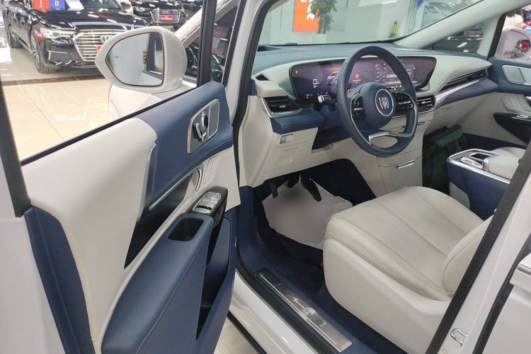 Used Buick Century 2023 2.0T Six-Seater Yinshi Edition Driver Seat