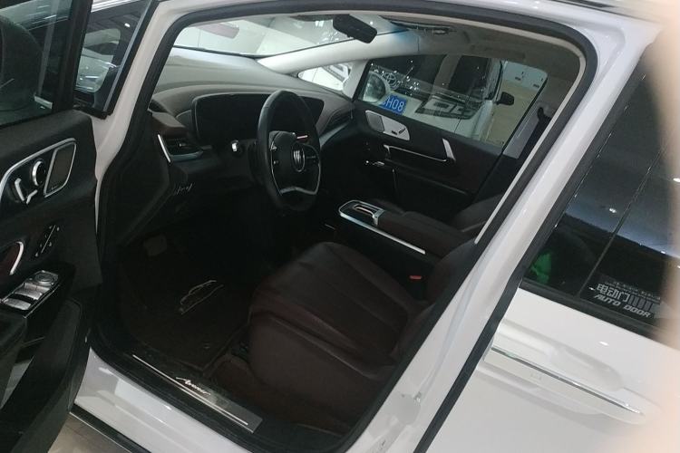 Used Buick Century 2023 2.0T Six-Seater Yinshi Edition Driver Seat
