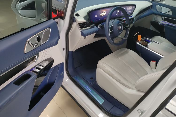 Used Buick Century 2023 2.0T Seven-Seater Yinshi Edition Driver Seat