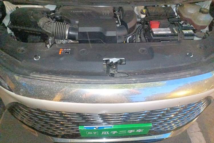 Used Buick Century 2023 2.0T Six-Seater Yinshi Edition Engine Bay