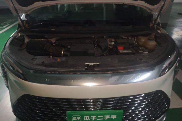 Used Buick Century 2023 2.0T Six-Seater Yinshi Edition Engine Bay