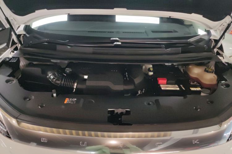 Used Buick Century 2023 2.0T Six-Seater Yinshi Edition Engine Bay