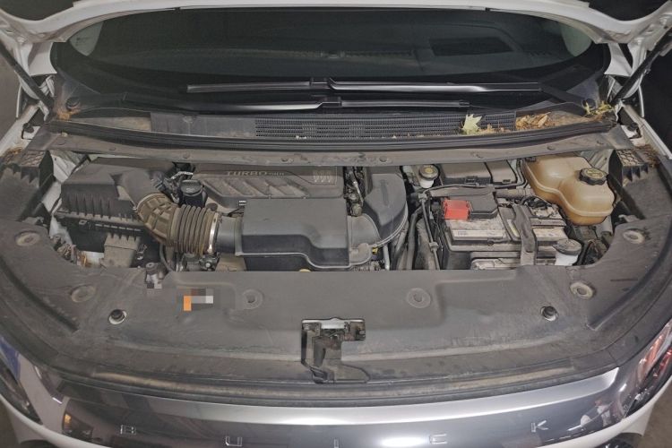 Used Buick Century 2023 2.0T Six-Seater Yinshi Edition Engine Bay