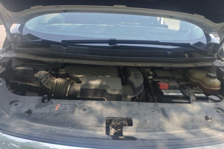 Used Buick Century 2023 2.0T Four-Seat Private Edition Engine Bay
