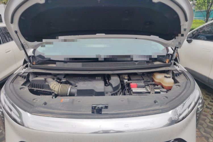 Used Buick Century 2023 2.0T Six-Seater Yinshi Edition Engine Bay