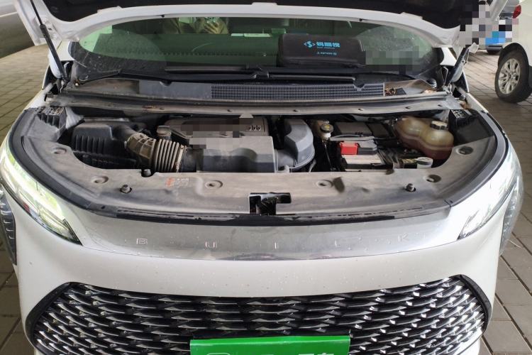 Used Buick Century 2023 2.0T Six-Seater Yinshi Edition Engine Bay