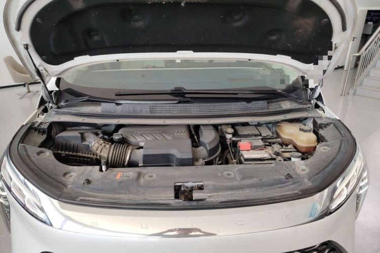 Used Buick Century 2023 2.0T Six-Seater Yinshi Edition Engine Bay