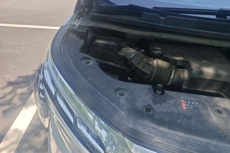 Used Buick Century 2023 2.0T Four-Seat Private Edition Engine Bay Right