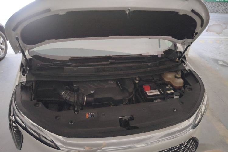 Used Buick Century 2023 2.0T Seven-Seater Yinshi Edition Engine Bay