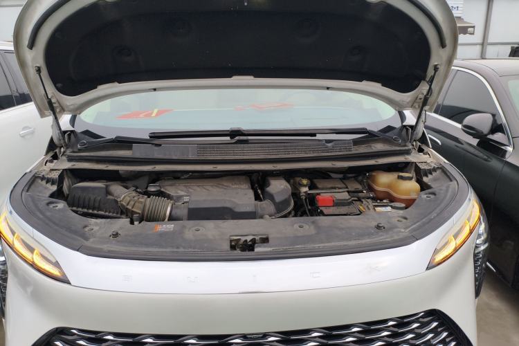 Used Buick Century 2023 2.0T Six-Seater Yinshi Edition Engine Bay