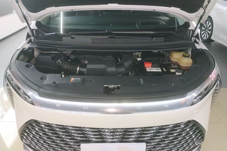 Used Buick Century 2023 2.0T Six-Seater Yinshi Edition Engine Bay