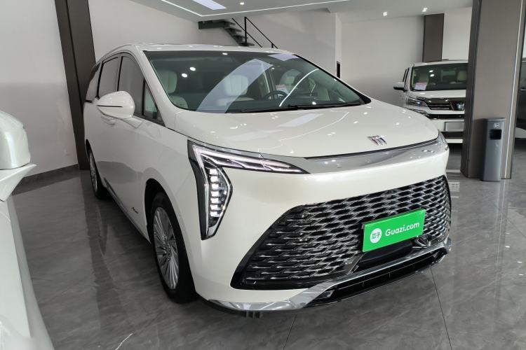 Used Buick Century 2023 2.0T Four-Seat Private Edition Exterior 1