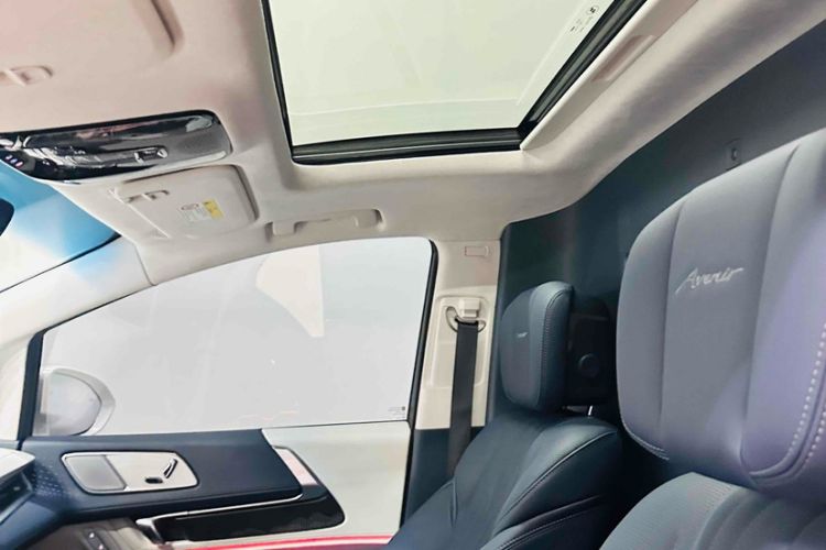 Used Buick Century 2023 2.0T Four-Seat Private Edition Exterior 10