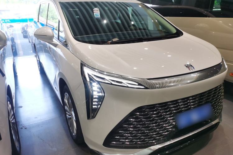 Used Buick Century 2023 2.0T Seven-Seater Yinshi Edition Exterior 2