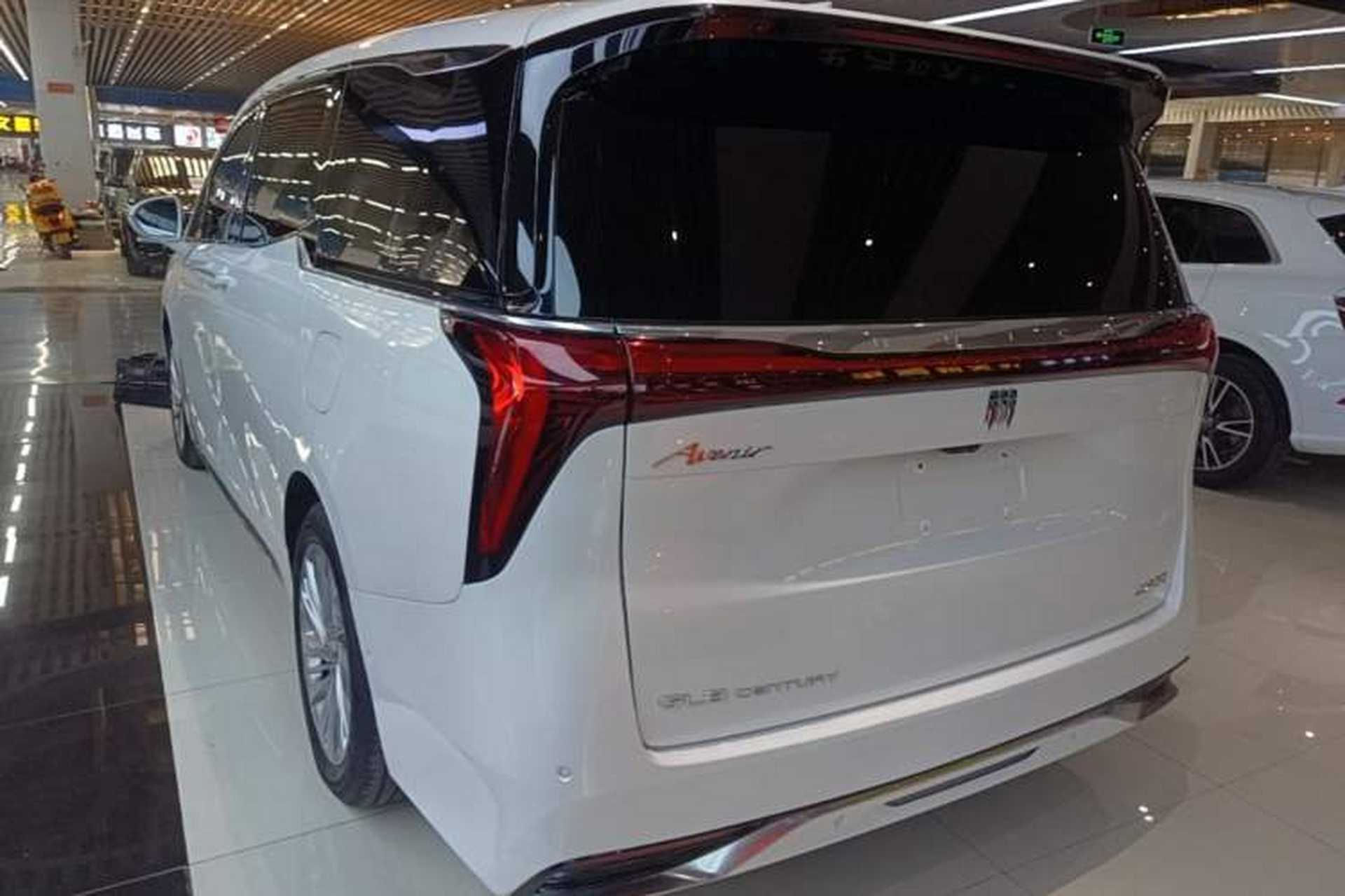 Used Buick Century 2023 2.0T Six-Seater Yinshi Edition Exterior 2