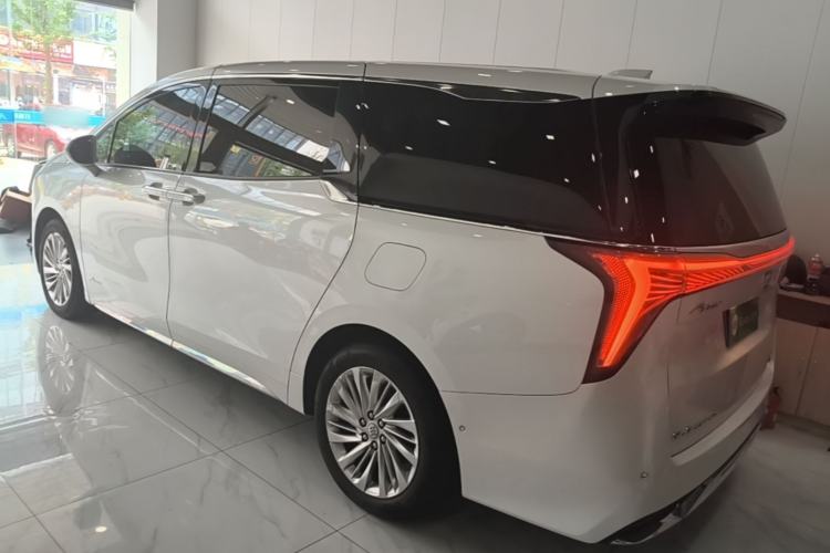 Used Buick Century 2023 2.0T Six-Seater Yinshi Edition Exterior 2