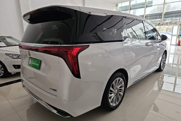 Used Buick Century 2023 2.0T Six-Seater Yinshi Edition Exterior 3