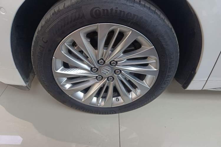 Used Buick Century 2023 2.0T Six-Seater Yinshi Edition Exterior 4