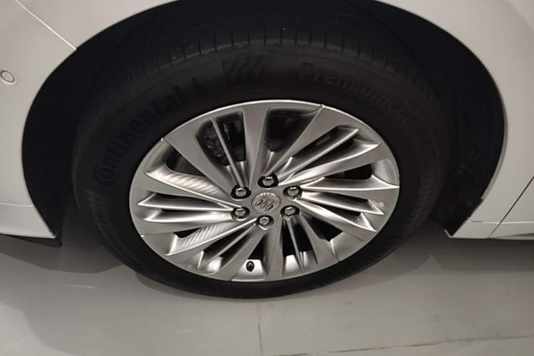 Used Buick Century 2023 2.0T Six-Seater Yinshi Edition Exterior 4