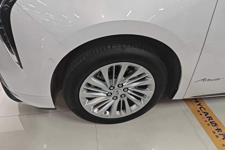 Used Buick Century 2023 2.0T Six-Seater Yinshi Edition Exterior 4