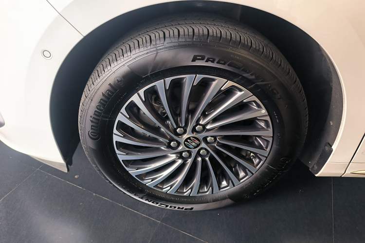 Used Buick Century 2023 2.0T Seven-Seater Deluxe Edition Exterior 4