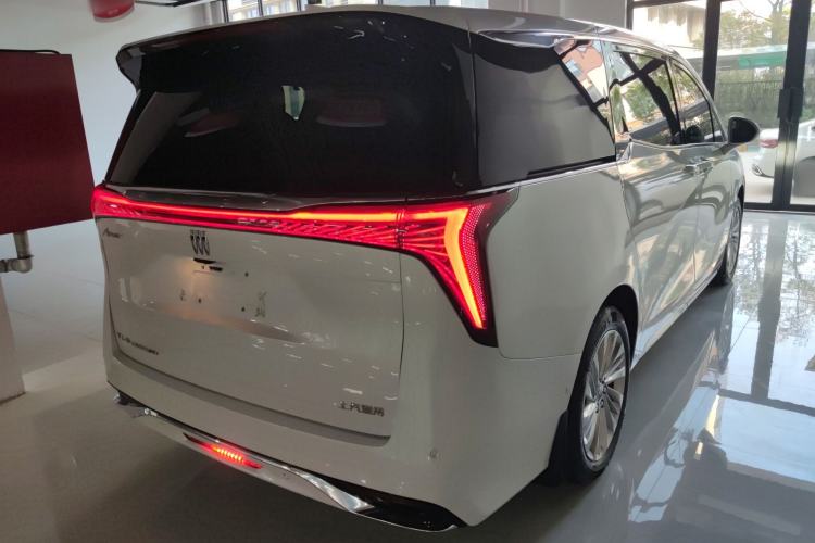 Used Buick Century 2023 2.0T Six-Seater Yinshi Edition Exterior 5