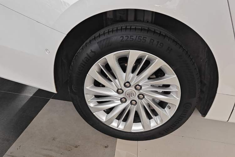 Used Buick Century 2023 2.0T Six-Seater Yinshi Edition Exterior 5