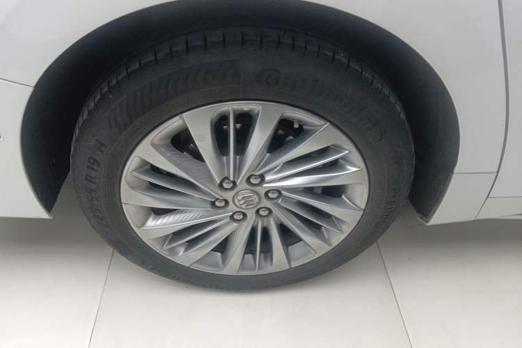 Used Buick Century 2023 2.0T Six-Seater Yinshi Edition Exterior 5