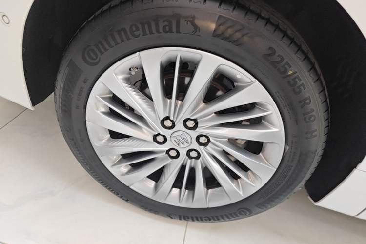 Used Buick Century 2023 2.0T Six-Seater Yinshi Edition Exterior 5