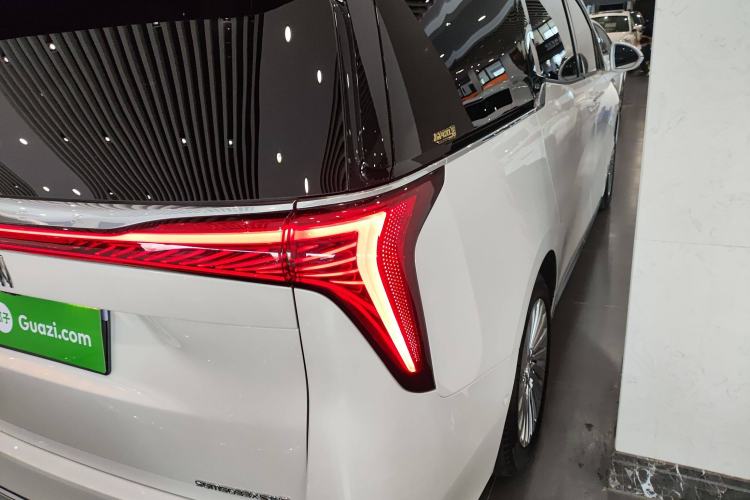 Used Buick Century 2023 2.0T Four-Seat Private Edition Exterior 6