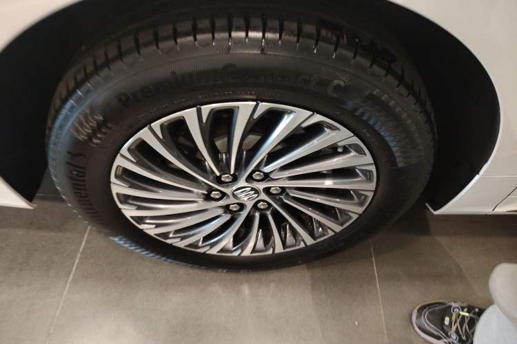 Used Buick Century 2023 2.0T Seven-Seater Deluxe Edition Exterior 8