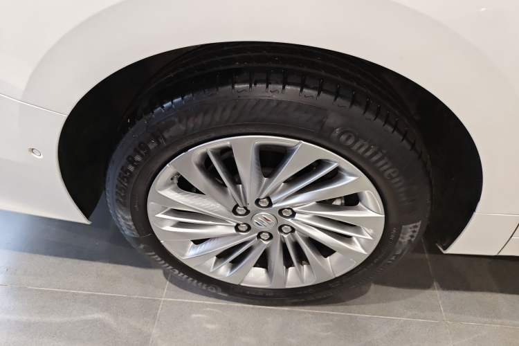 Used Buick Century 2023 2.0T Six-Seater Yinshi Edition Exterior 8