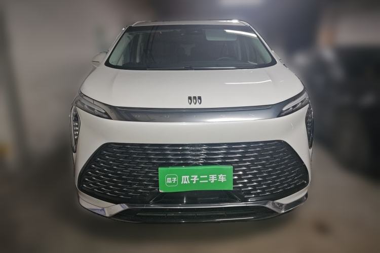 Used Buick Century 2023 2.0T Six-Seater Yinshi Edition Front