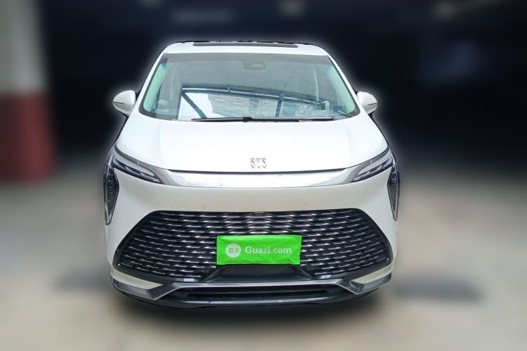 Used Buick Century 2023 2.0T Seven-Seater Yinshi Edition Front
