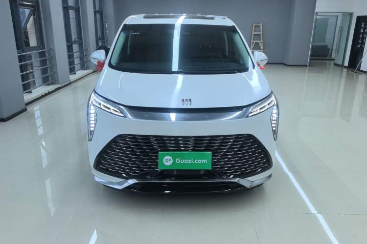 Used Buick Century 2023 2.0T Six-Seater Yinshi Edition Front