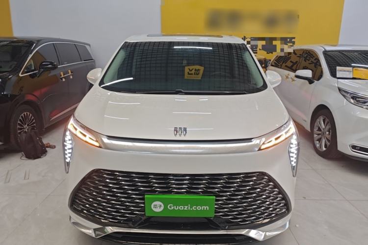 Used Buick Century 2023 2.0T Seven-Seater Yinshi Edition Front