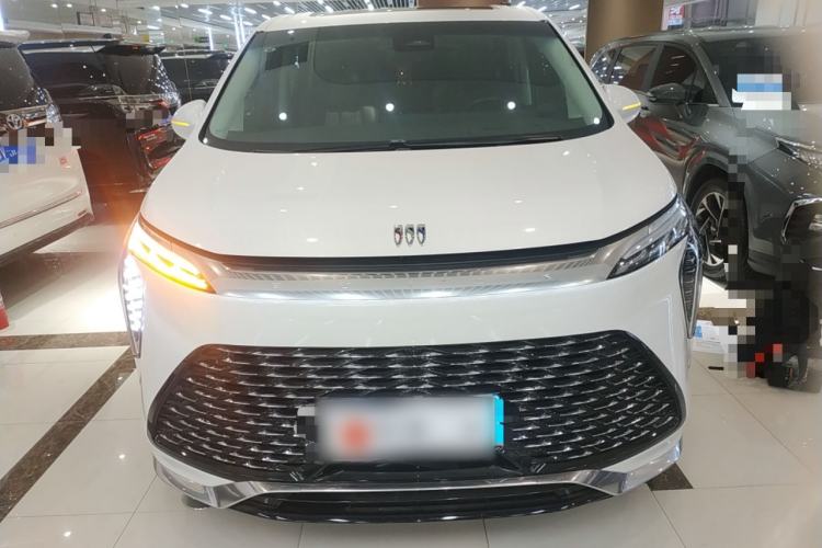 Used Buick Century 2023 2.0T Six-Seater Yinshi Edition Front