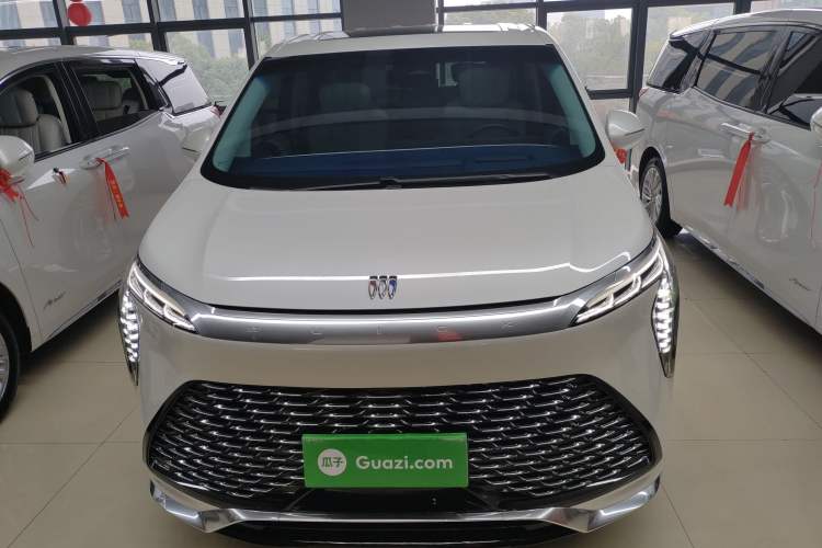 Used Buick Century 2023 2.0T Seven-Seater Yinshi Edition Front