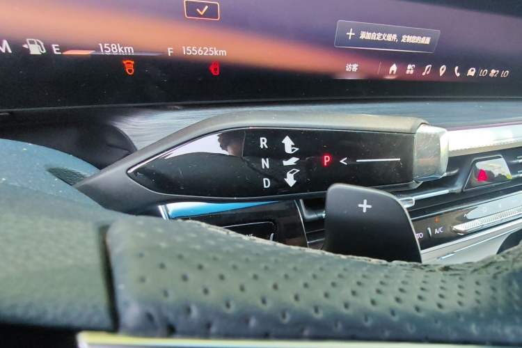 Used Buick Century 2023 2.0T Four-Seat Private Edition Gear Lever