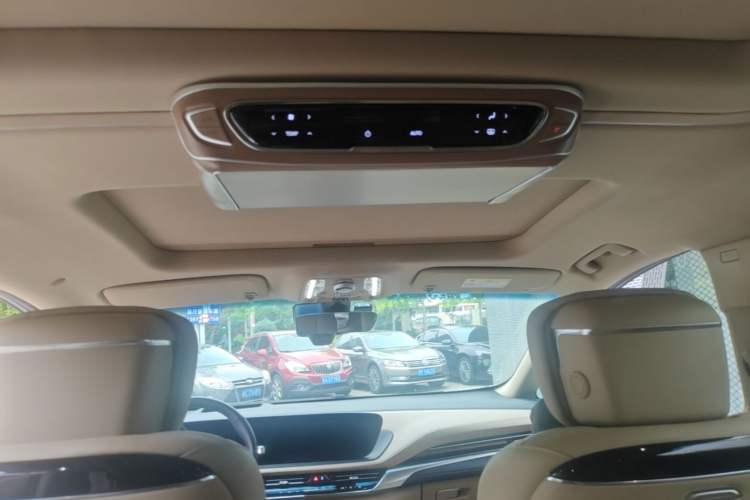 Used Buick Century 2023 2.0T Seven-Seater Deluxe Edition Headliner