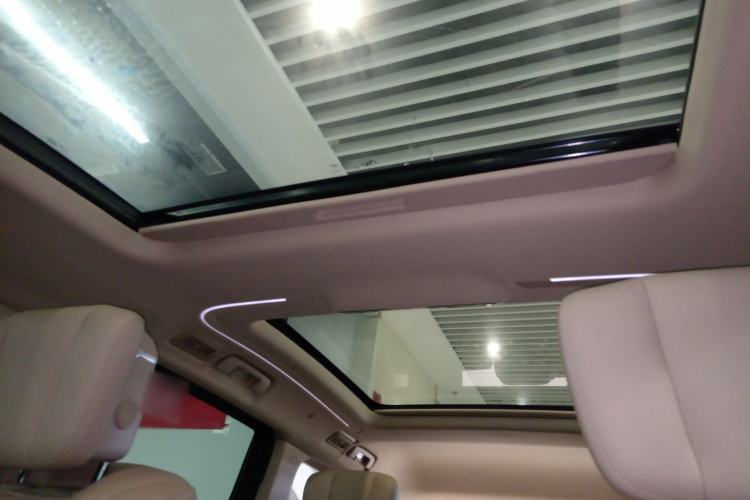 Used Buick Century 2023 2.0T Seven-Seater Deluxe Edition Headliner