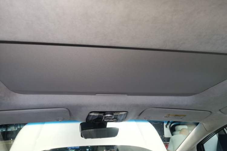 Used Buick Century 2023 2.0T Seven-Seater Yinshi Edition Headliner