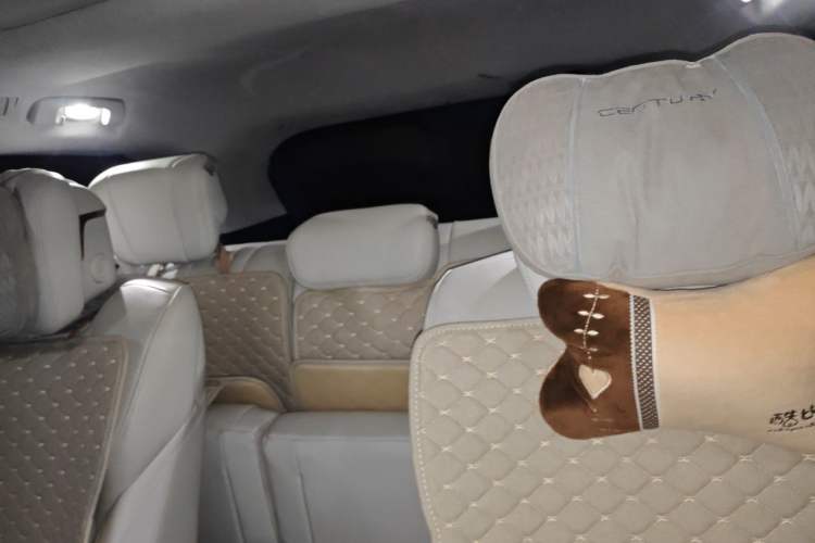 Used Buick Century 2023 2.0T Seven-Seater Yinshi Edition Headliner