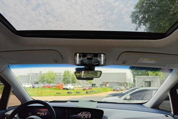 Used Buick Century 2023 2.0T Six-Seater Yinshi Edition Headliner