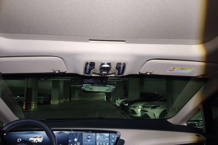Used Buick Century 2023 2.0T Seven-Seater Deluxe Edition Headliner