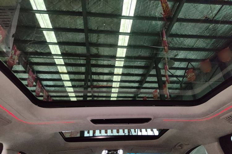 Used Buick Century 2023 2.0T Six-Seater Yinshi Edition Headliner