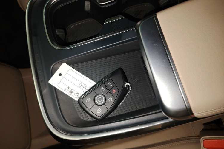 Used Buick Century 2023 2.0T Seven-Seater Deluxe Edition Interior 1